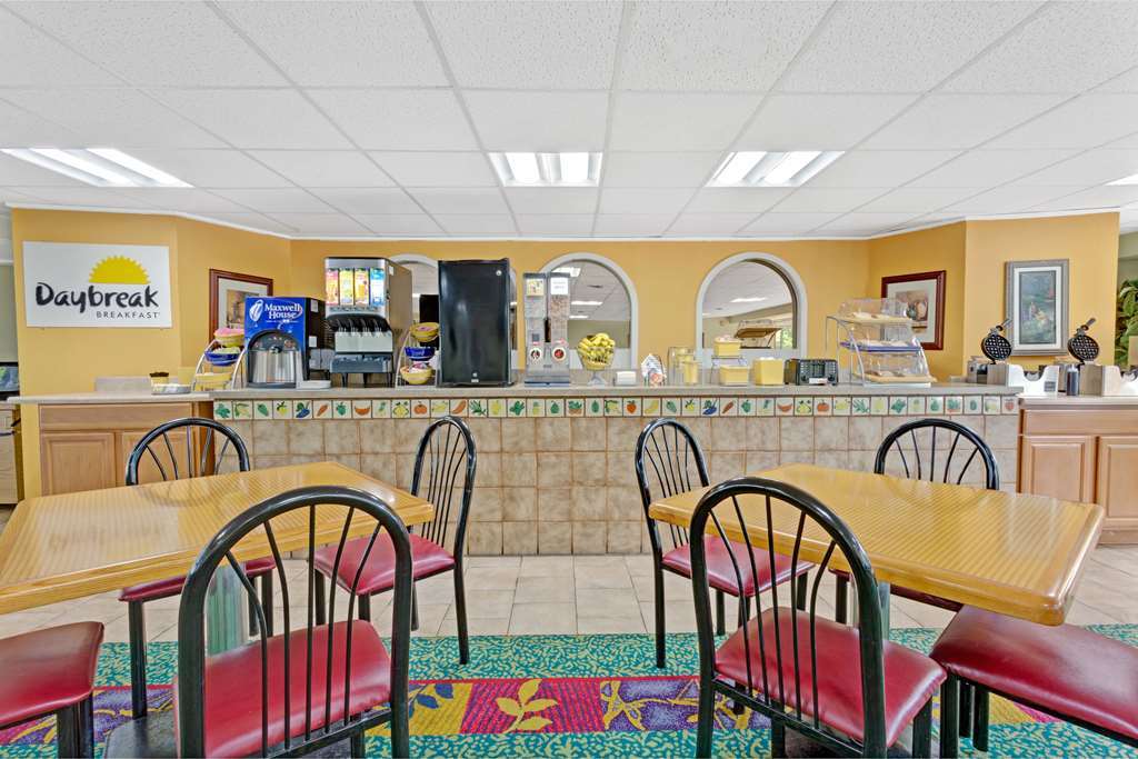 Days Inn Williamsburg Colonial Area Facilidades foto